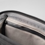 Neceser hecho con plástico de los océanos con bolsillos 70 g/m2