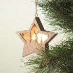 Estrella navideña de madera decorada con luz y cordón para colgar color madera vista fotografía sexta vista