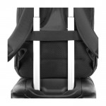 Mochila con acabado impermeable color negro sexta vista