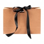 Bolsa de cartón con cinta para negocios color marrón cuarta vista