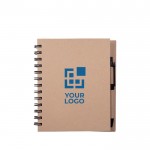 Libreta con bolígrafo de tinta azul y papel reciclado de hojas lisas color natural vista principal