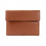 Elegante porta documentos hecho de cuero sintético personalizable color marrón primera vista