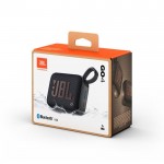 Altavoz Bluetooth ultraportátil con sonido claro y fuerte JBL GO4 color negro vista con caja