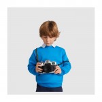 Jersey para niños de algodón y poliéster en punto 280 g/m2 Roly color amarillo imagen de estilo de vida