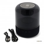 Altavoz bluetooth negro pequeño portátil en forma circular color negro segunda vista
