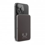 Powerbank con función de soporte para móvil Fresh 'n Rebel 5.000 mAh color titanio tercera vista