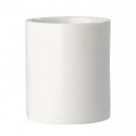 Típica taza blanca de porcelana hecha en EU con capacidad de 300ml color blanco tercera vista