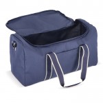 Bolsa de RPET para viaje o deporte con amplia apertura superior color azul oscuro quinta vista