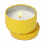 Vela de cera vegetal en tarro de acero reciclado circular color amarillo segunda vista