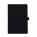 Libreta de RPET de tapa dura y porta bolígrafo con correa elástica A5 color negro segunda vista