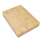 Set en caja de bambú personalizable con utensilios para queso y vino color natural quinta vista
