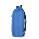 Mochila rolltop de RPET con pequeña cremallera frontal 20L color azul cuarta vista