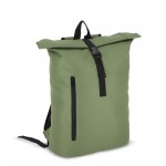 Mochila rolltop de RPET con pequeña cremallera frontal 20L color verde oliva segunda vista