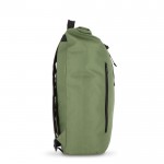 Mochila rolltop de RPET con pequeña cremallera frontal 20L color verde oliva tercera vista