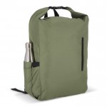 Mochila enrollable de RPET con asa superior de hebilla 20L color verde oliva sexta vista