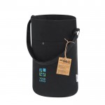 Bandolera en forma cilíndrica de canvas reciclado con gran capacidad vista principal