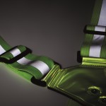 Chaleco reflectante ajustable con LEDs en la parte delantera y trasera color verde fluorescente vista fotografía septima vista