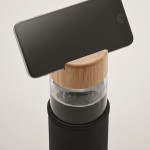 Botella de vidrio antifugas con tapa de soporte para smartphone 600ml color negro vista fotografía cuarta vista