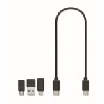 Cable de carga con 3 diferentes conectores en una caja personalizable color madera tercera vista
