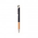 Bolígrafo con pulsador de aluminio con detalle de bambú y tinta azul vista de impresión