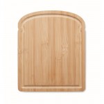 Tabla de cortar hecha de bambú en forma de pan con ranura en el borde color madera tercera vista