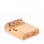 Calendario de sobremesa de bambú para oficina con soporte para móvil color madera vista de impresión