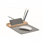 Organizador de escritorio con alfombrilla para ratón y cargador color madera cuarta vista