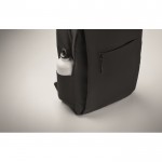 Mochila RPET con compartimientos para portátil y tableta 10'' y 15'' color negro vista fotografía quinta vista