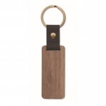 Llavero rectangular de madera con detalle de cuero sintético color madera tercera vista