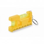 Llavero con doble nivel de burbuja, regla de 7cm  y base magnética color amarillo