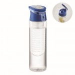 Botella de agua con infusor extraíble en el centro y asa de transporte color azul real