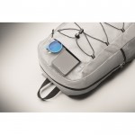 Mochila de poliéster RPET con bolsillos de malla a ambos lados color blanco vista fotografía tercera vista