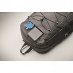Mochila de poliéster RPET con bolsillos de malla a ambos lados color gris oscuro vista fotografía tercera vista