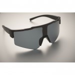 Gafas de sol deportivas con cristales de espejo y protección UV400 color negro vista fotografía cuarta vista