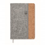Libreta con tapa de fieltro RPET y corcho páginas a rayas A5 color gris segunda vista