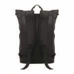 Mochila de cierre roll top con tira reflectante e impermeable 15'' color negro segunda vista