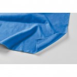 Toalla deportiva de microfibra con correa para cierre 200 g/m2 color azul vista fotografía quinta vista