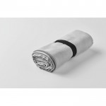Toalla deportiva de microfibra con correa para cierre 200 g/m2 color gris vista fotografía cuarta vista