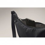 Bolsa bandolera cruzada de RPET con un bolsillo principal color azul vista fotografía quinta vista