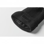 Gorro de punto unisex en varios colores con parche para personalizar color negro vista fotografía cuarta vista
