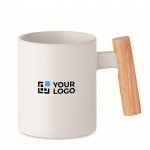 Taza de cerámica con original asa recta de madera 320ml color blanco vista de impresión