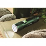 Linterna de aluminio reciclado extensible con 3 ajustes de luz y zoom color verde oscuro vista bodegón principal