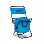 Silla plegable exterior con nevera vista principal