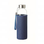 Botella de cristal con funda de neopreno color azul