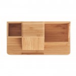 Organizador de mesa con cargador color madera octava vista