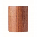 Taza grabada de madera de roble color madera tercera vista