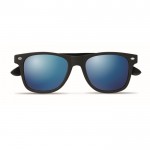 Gafas de sol con lentes espejo color azul primera vista