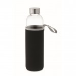 Botella con funda de neopreno color negro