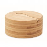 Envase salero y pimentero de bambú con tapa giratoria y cuchara color madera segunda vista