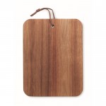 Tabla para cortar de madera de acacia con cordón color madera tercera vista